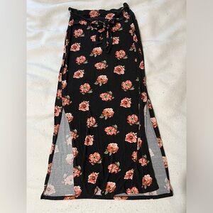 Floral maxi skirt with knee length slits